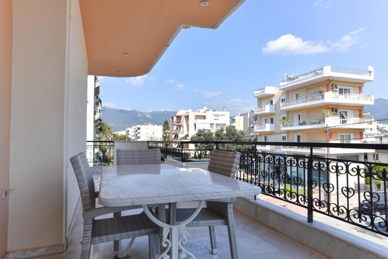 Kaliroon Seaside Apartment Καλαμάτα Εξωτερικό φωτογραφία
